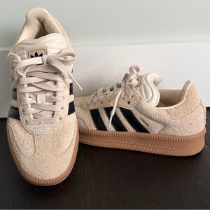 Beige Suede Samba XLG sneaker - Black Stripes and Gum Sole